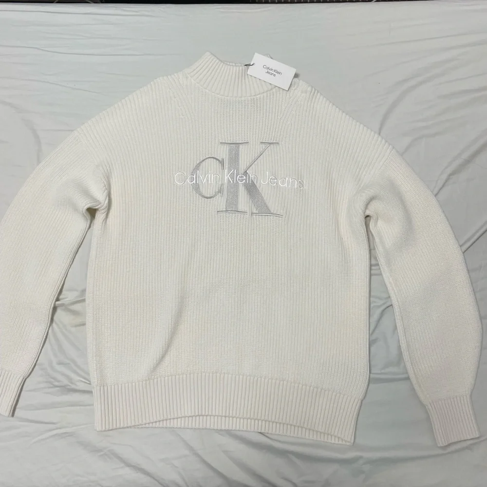 ☀️Host Pick 🌟 Calvin Klein Funnel Neck Jumper - Picture 4 of 8